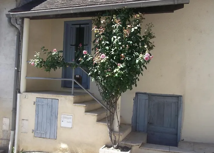 Chaleureuse Petite Maison Avec Jardin