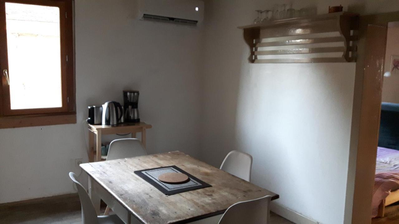 Charmante Petite Maison Avec Jardin Gagnac-sur-Cere